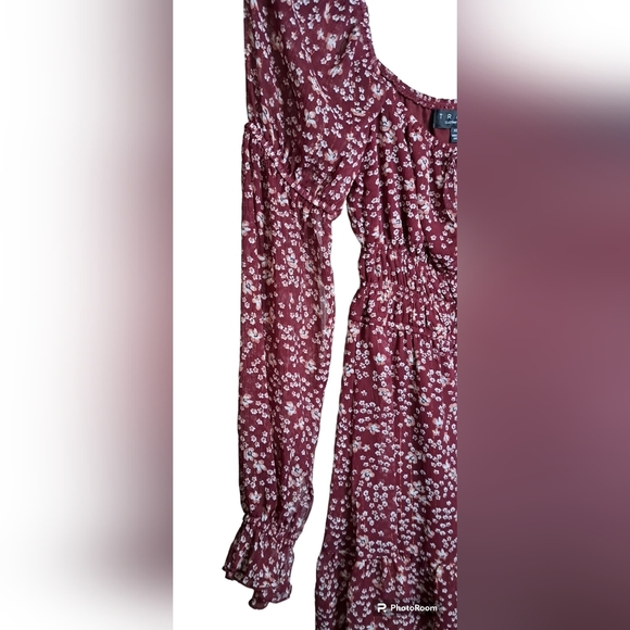 Burgundy Floral Pattern Dress - Picture 5 of 12